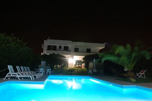 Residence Punta Cassano - In Piscina Sulla Spiaggia Di Sabbia San Foca Eksteriør bilde